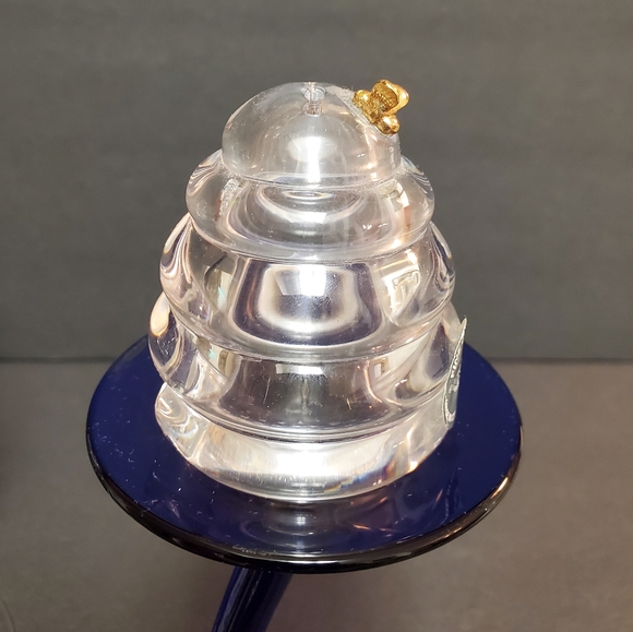 Lenox Disney Pooh Salt and Pepper Shaker - Picture 8 of 11